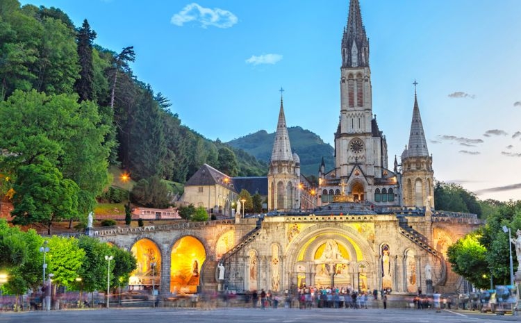 Lourdes1