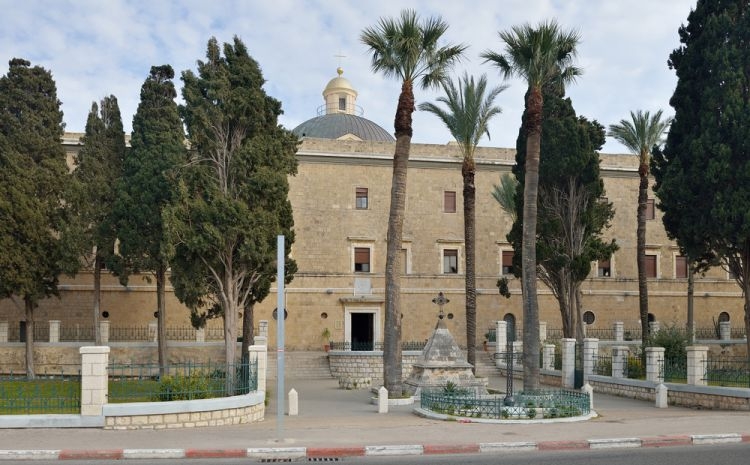 Nha-tho-Duc-Me-Maria